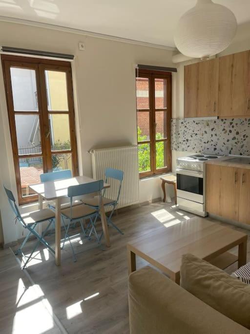 Apartamento Archontiko Theofilou #2 With Private Parking Space Tesalónica Exterior foto