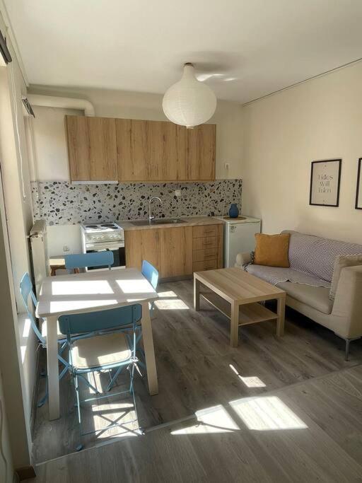 Apartamento Archontiko Theofilou #2 With Private Parking Space Tesalónica Exterior foto